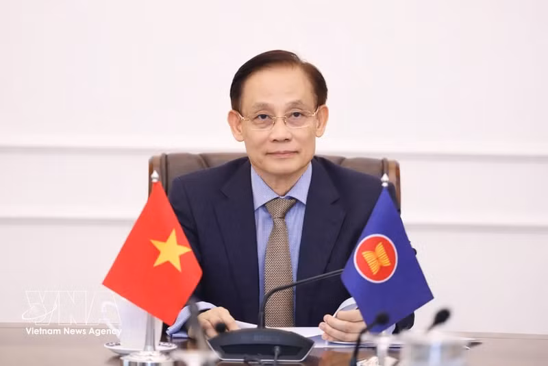 El canciller vietnamita, Le Hoai Trung. (Foto: VNA)
