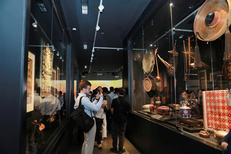 Una parte del nuevo espacio dedicado a las artes aplicadas y populares (Foto: baovanhoa.vn)