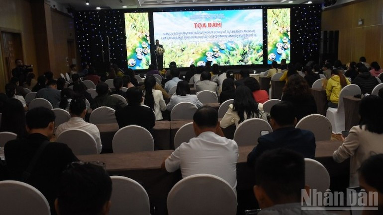 En el evento (Foto: Nhan Dan)