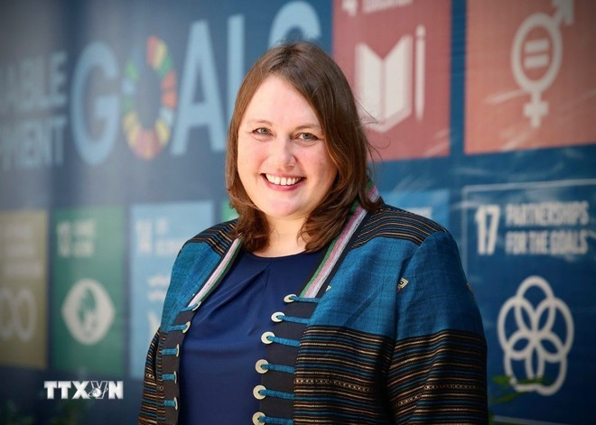 Kendra Rinas, jefa de la delegación de la Organización Internacional para las Migraciones (OIM) en Vietnam. (Foto: VNA)