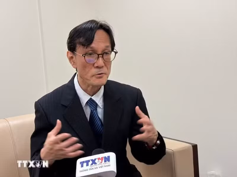 El profesor Shimizu Masaaki, de la Universidad de Osaka, Japón. (Foto: VNA)