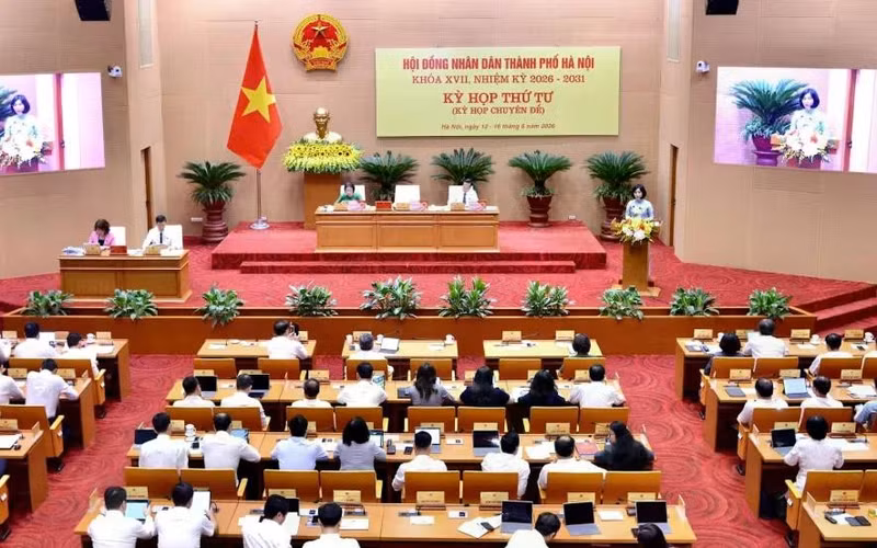 En la inauguración de la cuarta sesión temática del Consejo Popular de Hanói del XVII mandato (2026-2031). (Foto: VTV)