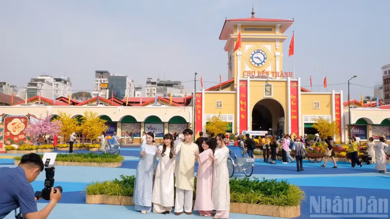 El mercado Ben Thanh, Ciudad Ho Chi Minh. (Foto: Nhan Dan)