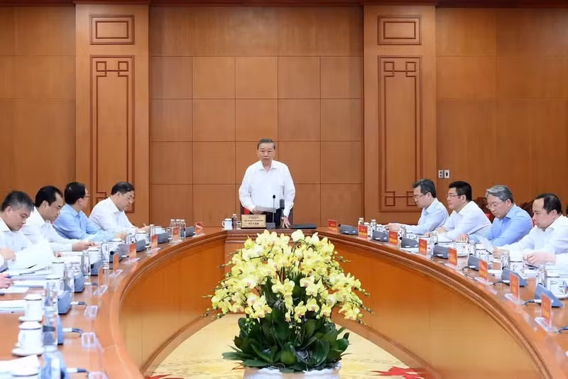 El secretario general del Partido Comunista y presidente de Vietnam, To Lam, habla en la cita. (Foto: Nhan Dan)