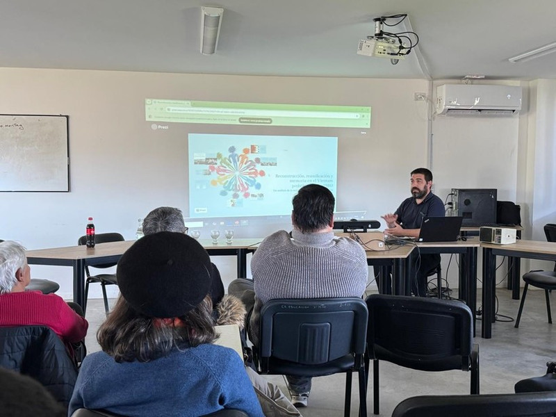 El especialista Gastón Fiorda habla en el evento. (Foto: VNA)