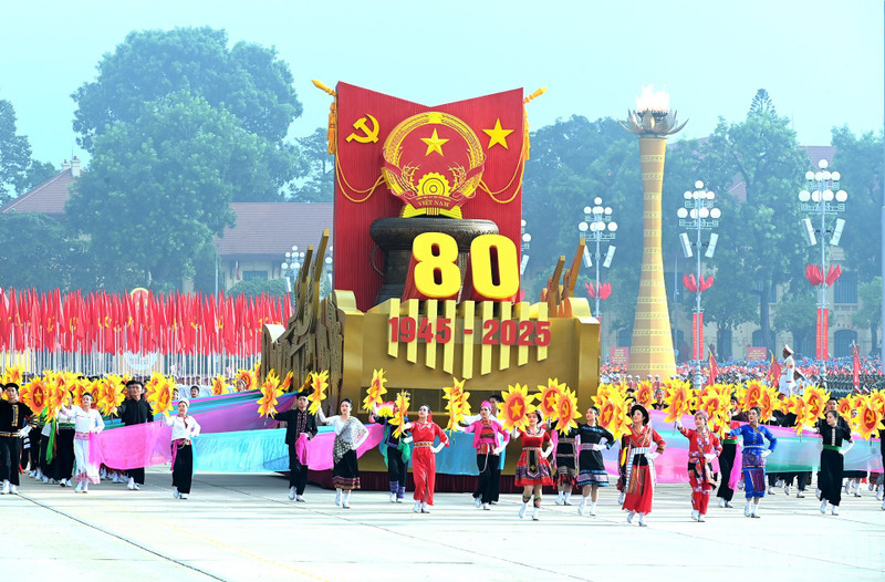 Vietnamitas en el extranjero celebran el 80º aniversario del Día Nacional con eventos en todo el mundo