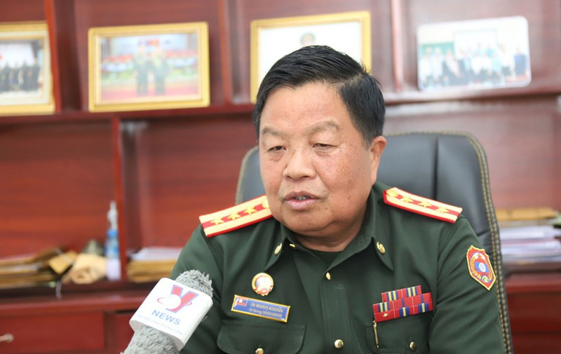 El coronel, doctor Saveng Dennamonh, comisario de la Escuela de Cultura Étnica Interna del Ejército Popular de Laos. (Foto: VNA)