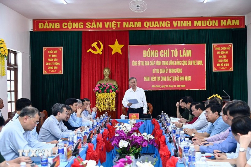 El secretario general del Partido Comunista de Vietnam, To Lam, habla en el evento. (Foto: VNA)