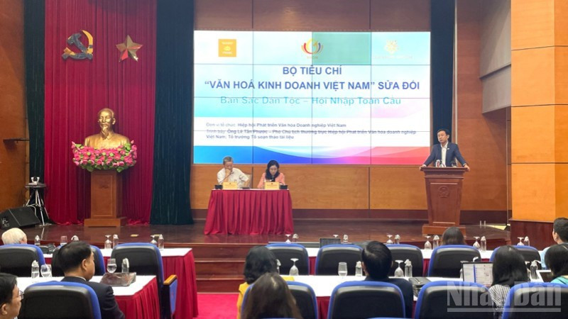 En la rueda de prensa (Foto: Nhan Dan) 