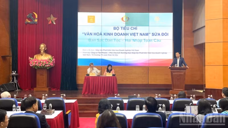 En la rueda de prensa (Foto: Nhan Dan) 