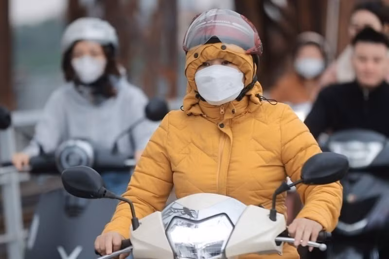 Masa de aire frío provoca lluvias y frío intenso en el Norte, con mínimas de 12°C. (Foto: VNA)