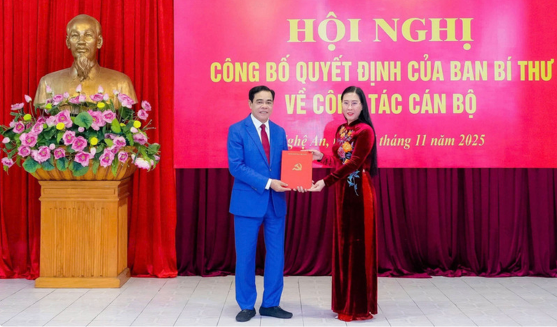 Vo Trong Hai elegido presidente del Comité Popular de la provincia de Nghe An. (Foto: VNA)
