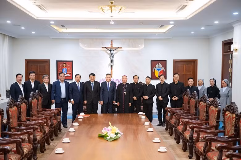 Delegados en la cita. (Foto: quochoi.vn)