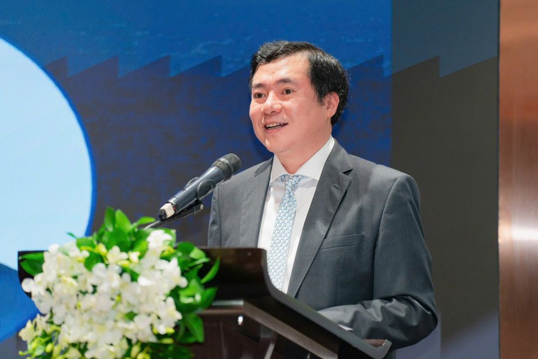 Nguyen Sinh Nhat Tan, viceministro de Industria y Comercio de Vietnam, interviene en el taller. (Foto: Nhan Dan)