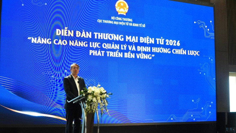 El subdirector del Departamento de Comercio Electrónico y Economía Digital del Ministerio de Industria y Comercio, Hoang Ninh (Foto: VNA)