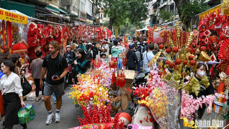 Premier vietnamita da directrices para garantizar un Tet seguro