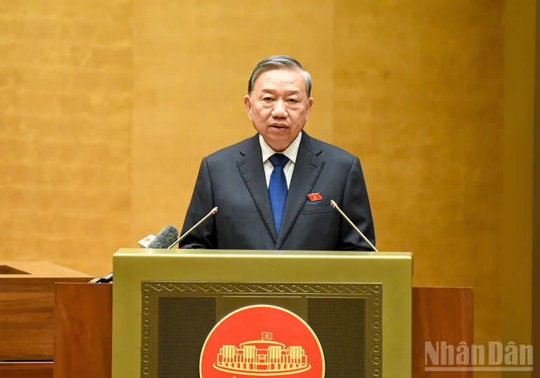 El secretario general del Partido Comunista de Vietnam (PCV), To Lam, habla en la cita. (Foto: Nhan Dan)