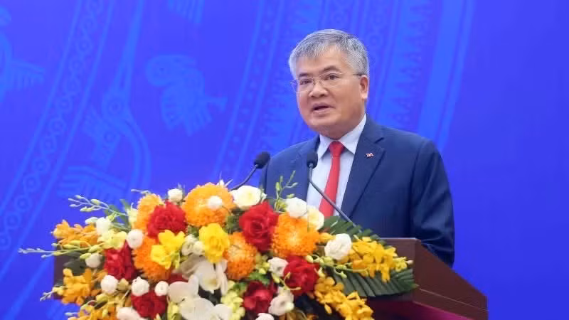 El subjefe de la Oficina de la Presidencia de Vietnam Can Dinh Tai habla en el evento. (Foto: Nhan Dan)