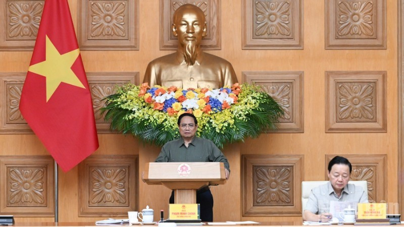 El primer ministro vietnamita, Pham Minh Chinh, preside la reunión. (Foto: Nhan Dan)
