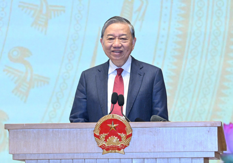 El secretario general del Partido Comunista de Vietnam, To Lam, habla en la cita. (Foto: Nhan Dan)