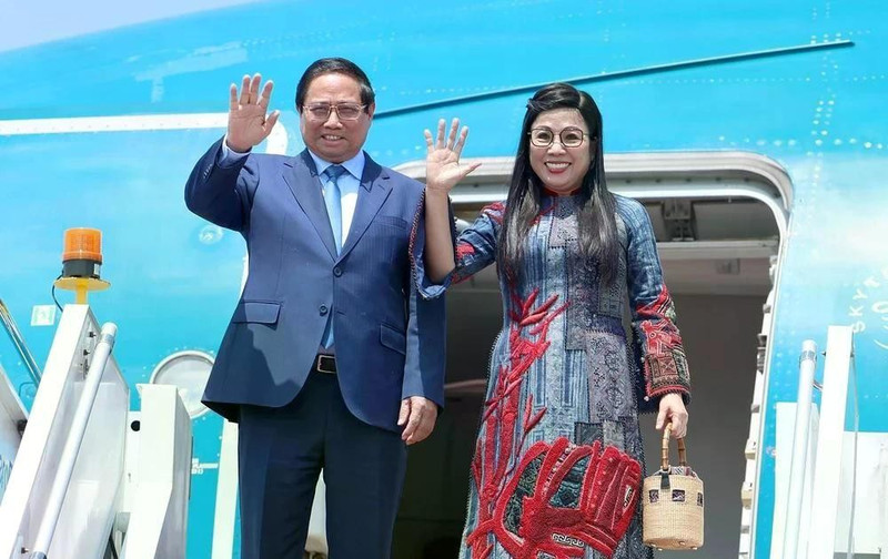 El primer ministro de Vietnam, Pham Minh Chinh, y su esposa (Foto: VNA)