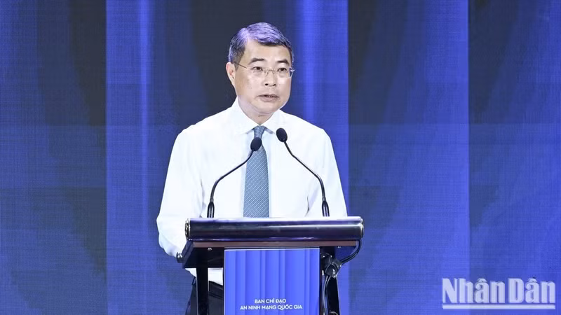 El primer ministro de Vietnam, Le Minh Hung, interviene en la cita. (Foto: Nhan Dan)