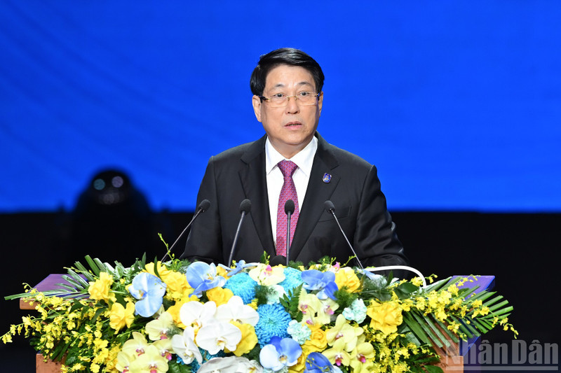 El presidente de Vietnam, Luong Cuong, habla en la cita. (Foto: Nhan Dan)