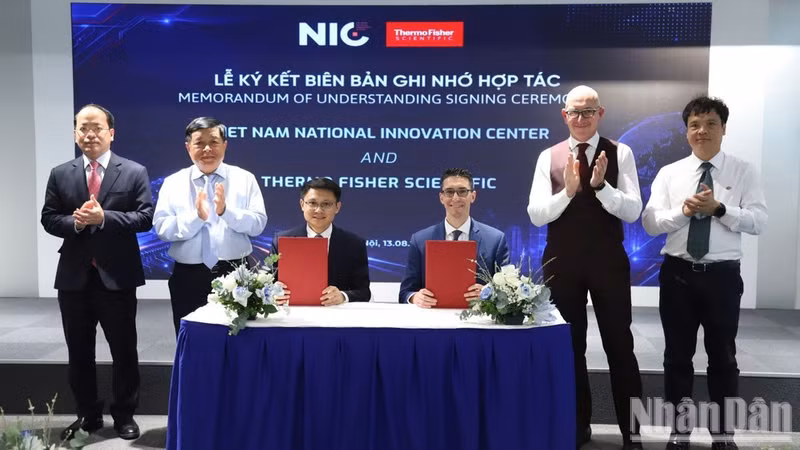 El NIC y Thermo Fisher Scientific firmaron un Memorando de Entendimiento.