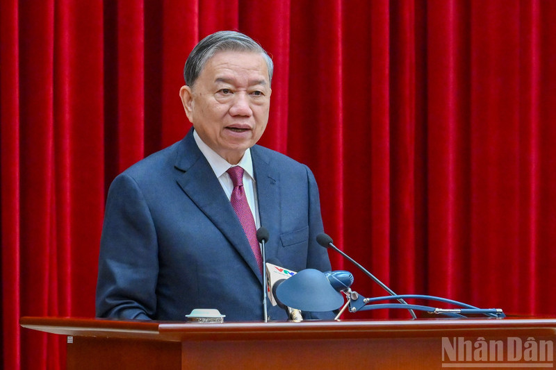 El secretario general del Partido Comunista de Vietnam (PCV), To Lam, interviene en el evento. (Foto: Nhan Dan)