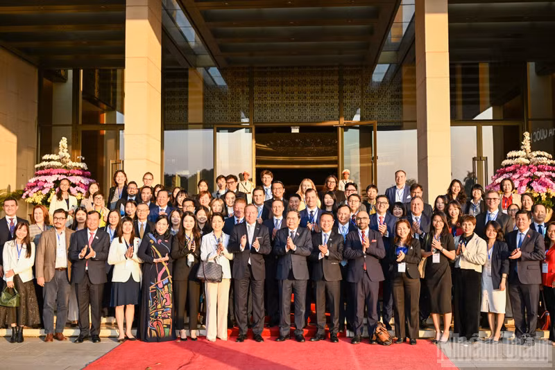 Delegados en el evento. (Foto: Nhan Dan)