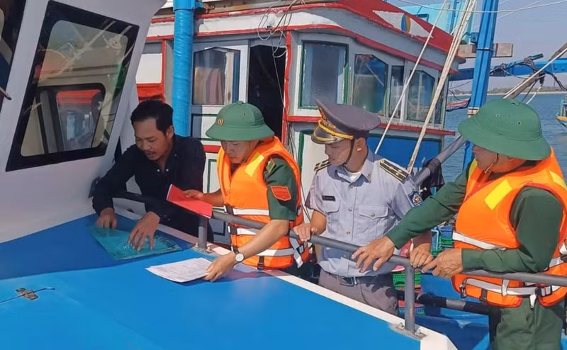 Dak Lak refuerza lucha contra pesca ilegal. (Foto: bienphong.com.vn)