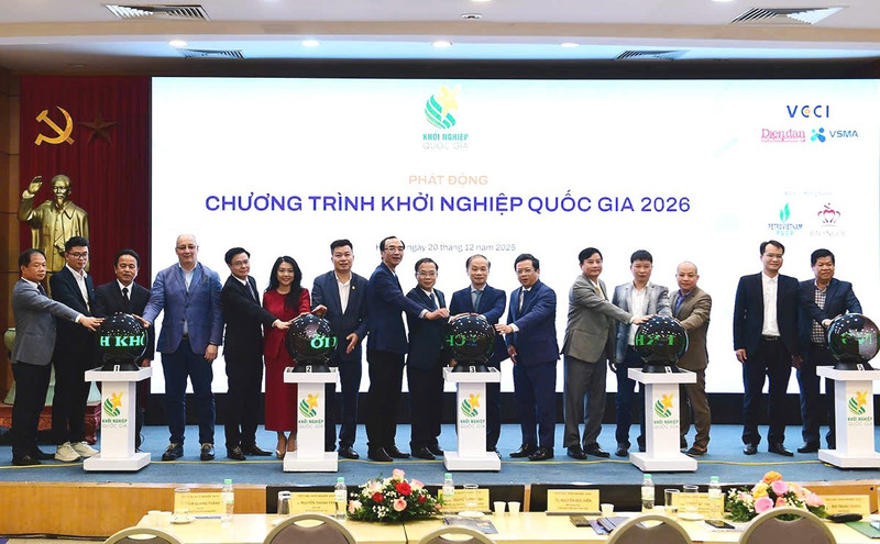 En el evento (Foto: thoibaonganhang.vn)