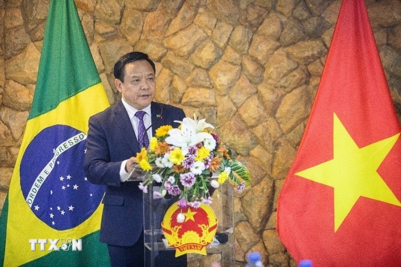 El embajador de Vietnam en Brasil y concurrente en Guyana, Bui Van Nghi, interviene en la cita. (Foto: VNA)