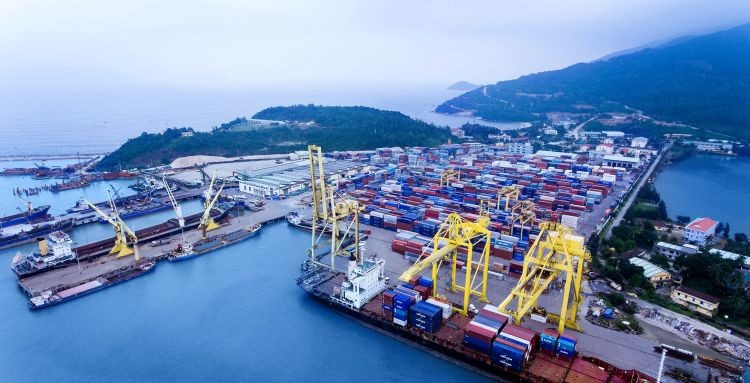 Vietnam logra superávit comercial de 20,5 mil millones de dólares