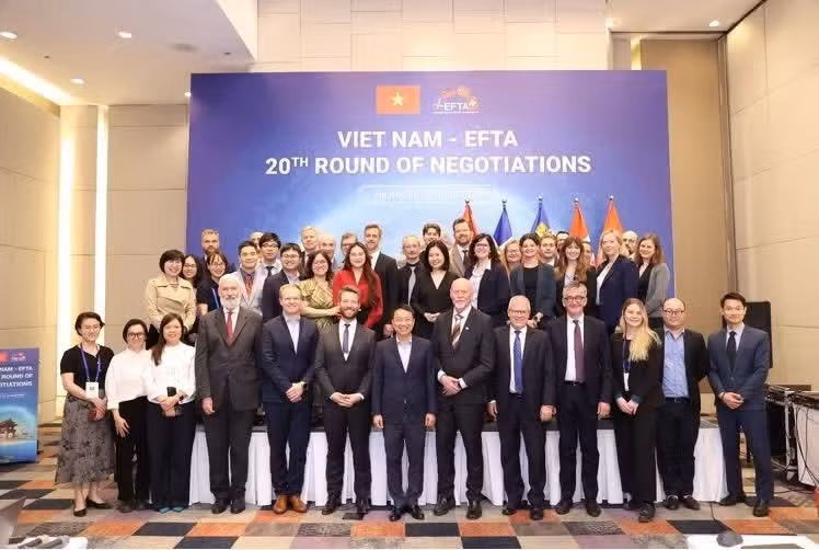 Vietnam y los países miembros de la Asociación Europea de Libre Comercio (EFTA) concluyen oficialmente las negociaciones del Tratado de Libre Comercio entre ambas partes. (Foto: tapchicongthuong.vn)