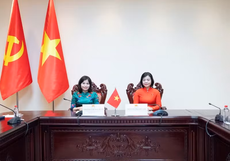 Las representantes de Vietnam, Thai Quynh Mai Dung y Nguyen Thanh Cam. (Foto: Portal informativo de la Asamblea Nacional de Vietnam)