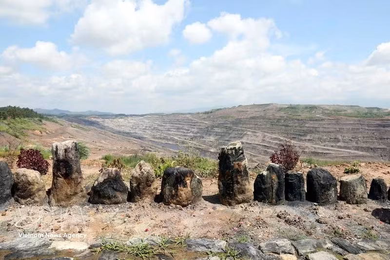 El Geoparque Lang Son se establece en 2021 y cuenta con un sistema diverso y rico de sitios de patrimonio geológico. (Foto: VNA)