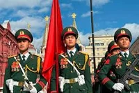 [Vídeo] Delegación del Ejército Popular de Vietnam participa en el ensayo general del desfile en la Plaza Roja