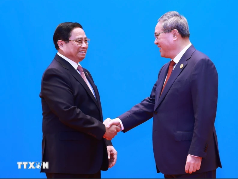 El primer ministro de China, Li Qiang, recibe a su similar vietnamita, Pham Minh Chinh. El primer ministro de China, Li Qiang, recibe a su similar vietnamita, Pham Minh Chinh.