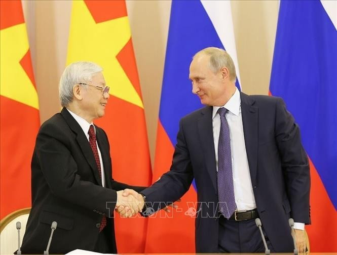 El presidente Vladimir Putin sostiene conversaciones con el secretario general del Partido Comunista de Vietnam Nguyen Phu Trong durante la visita oficial del último a Rusia, el 6 de septiembre de 2018. (Foto: VNA) El presidente Vladimir Putin sostiene conversaciones con el secretario general del Partido Comunista de Vietnam Nguyen Phu Trong durante la visita oficial del último a Rusia, el 6 de septiembre de 2018. (Foto: VNA)