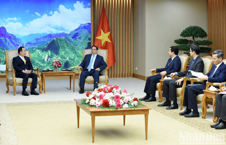 Representantes de ministerios y sectores del Gobierno vietnamita. Representantes de ministerios y sectores del Gobierno vietnamita.