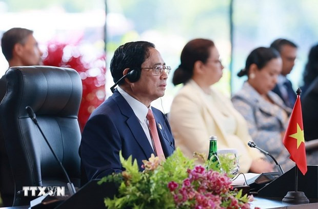 El primer ministro Pham Minh Chinh participa en una reunión entre los líderes de la Asean y jóvenes en Indonesia. (Foto: VNA)
