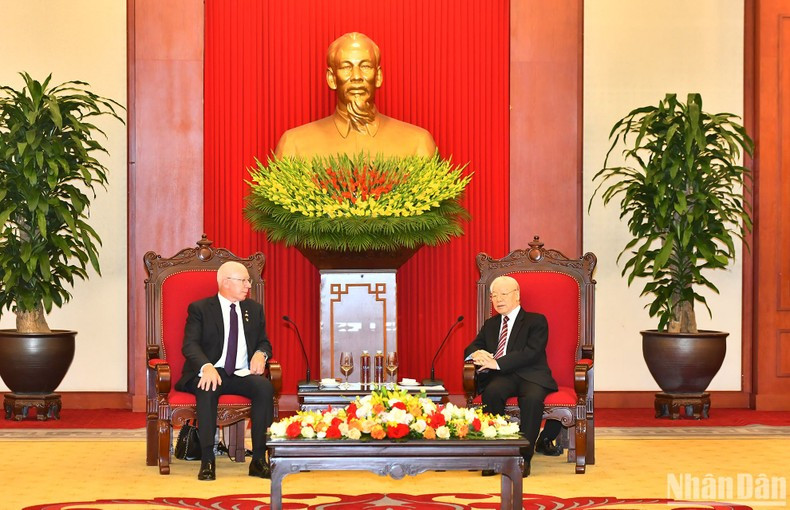 Phu Trong y David Hurley. Phu Trong y David Hurley.
