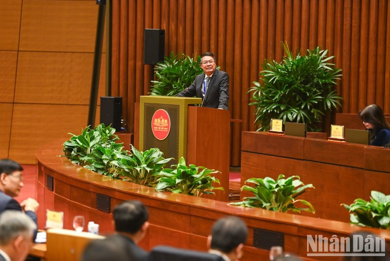 El embajador vietnamita en Cuba, Le Thanh Tung.