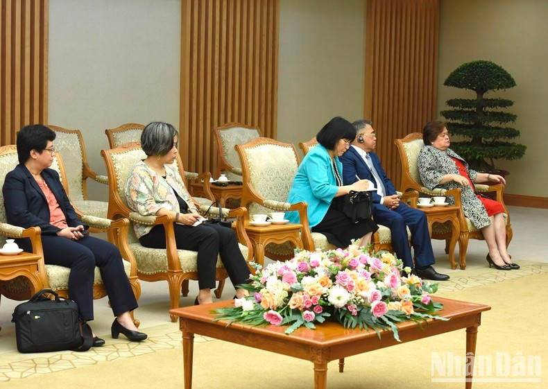 Los delegados filipinos en la cita. Los delegados filipinos en la cita.