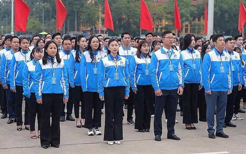 Los participantes en el acto. Los participantes en el acto.