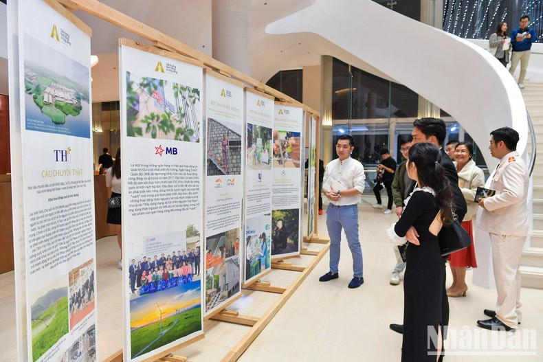 Se presenta información detallada sobre los proyectos participantes en la víspera de la ceremonia de entrega. Se presenta información detallada sobre los proyectos participantes en la víspera de la ceremonia de entrega.