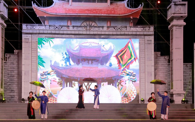 Interpretación de las canciones populares de Quan ho, de Bac Ninh. Interpretación de las canciones populares de Quan ho, de Bac Ninh.