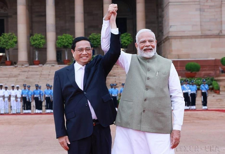 El primer ministro indio, Narendra Modi, presidió la ceremonia oficial de bienvenida para su homólogo vietnamita, Pham Minh Chinh, en una visita de Estado al país (agosto de 2024). El primer ministro indio, Narendra Modi, presidió la ceremonia oficial de bienvenida para su homólogo vietnamita, Pham Minh Chinh, en una visita de Estado al país (agosto de 2024).