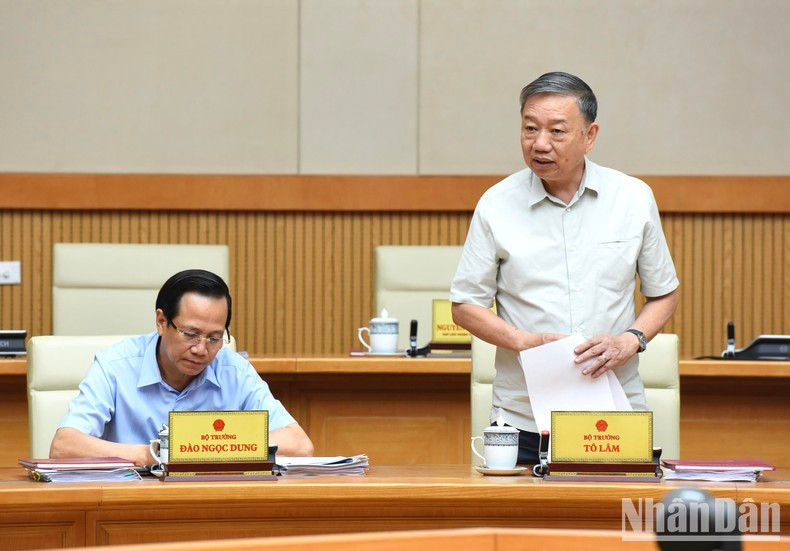 El ministro de Seguridad Pública de Vietnam, general To Lam.